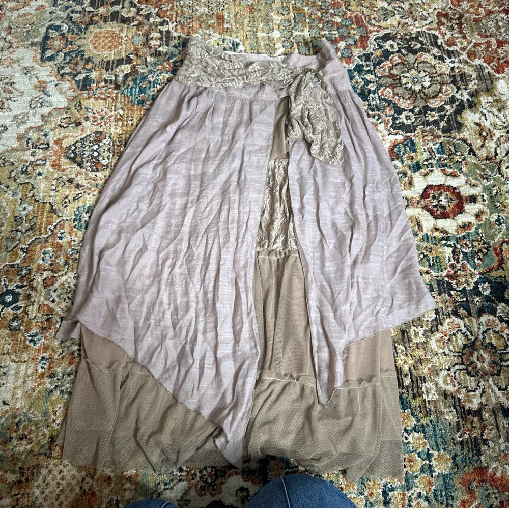 Vintage pretty angel tan ren faire skirt